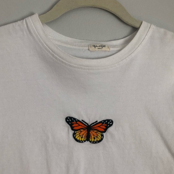 Brandy Melville white crop butterfly tee - Picture 4 of 4